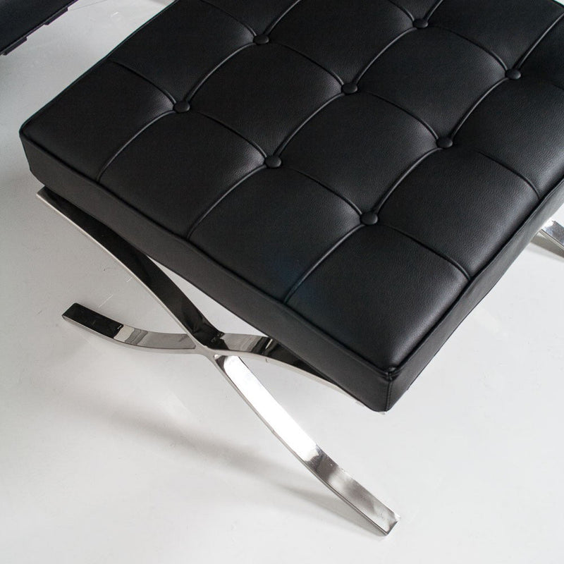 Set Poltrona e Pouf Barcelona in Acciaio Cromato Rivestimento in Similpelle Nero
