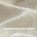Poltrona con Poggiapiedi 68x78x93 cm in Tessuto Teddy con Schienale Alto Trapuntato e Tasche Laterali Beige      
