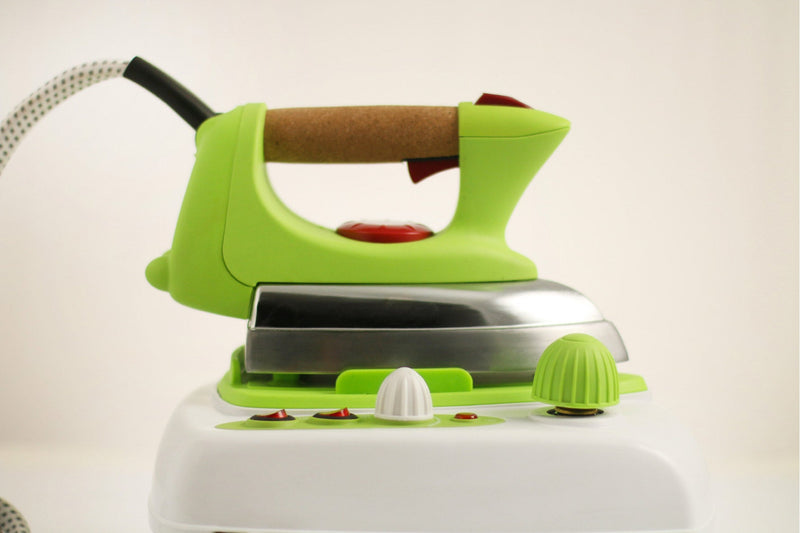 Ferro da Stiro a Vapore con Caldaia 2000W Kooper Travel