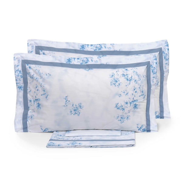 Set aus Doppellaken oben und unten und Kissenbezügen aus hellblauer Perkal-Baumwolle von Garrini Michelle sconto