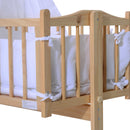 Culla Lettino a Dondolo per Neonati in Legno Naturale con Zanzariera e Biancheria da Letto 
