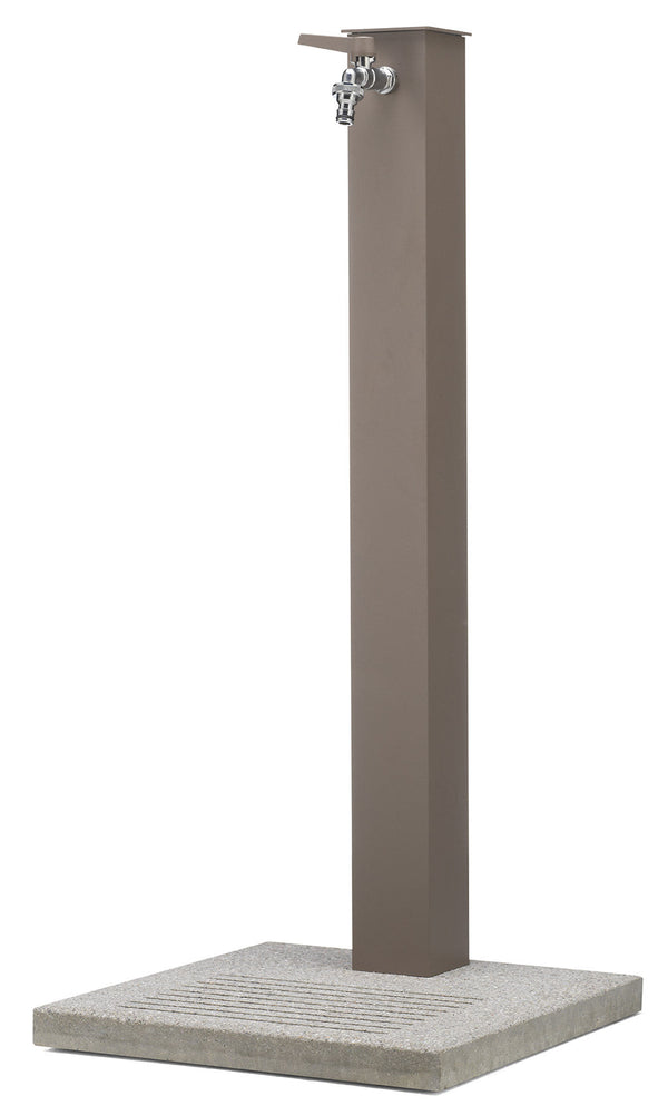 prezzo Gartenbrunnen mit Zapfhahn und Zementsockel Belfer 42/QBM Tortora