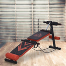 Panca Fitness per Addominali Inclinata Multifunzione Regolabile  Nera e Rossa