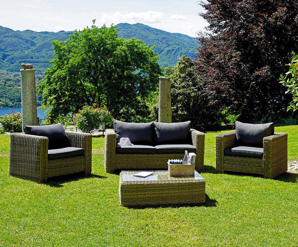 acquista Garden Lounge Set aus Korbsofa, 2 Sesseln und Couchtisch Vorghini Trinidad