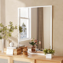 Specchio da Bagno a Parete Rettangolare 70x90 cm con Ganci in Vetro e MDF Bianco      