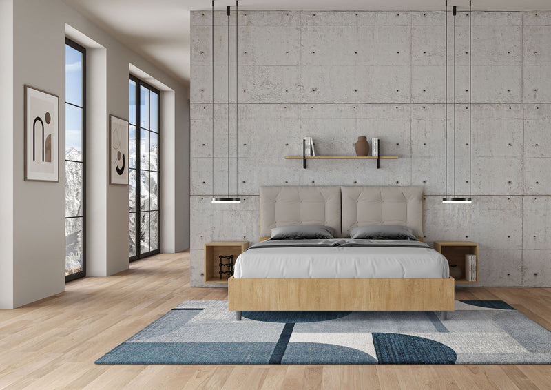 Letto Matrimoniale con Alzata Comoda Struttura Quercia con Cuscini in Similpelle Annalisa Tortora Varie Misure