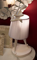 Lampada Ballet 29x25x62,5 cm in Resina e Ferro e Tessuto Bianco      
