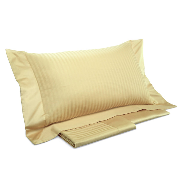 Set aus Oberlaken und Kissenbezügen, einfarbig Mitera, Rubingelb, Stroh, verschiedene Größen sconto