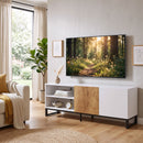 Mobile Porta TV fino a 55 Pollici 140x36,5x50 cm con Ripiani Regolabili e Armadietto in Legno Bianco      