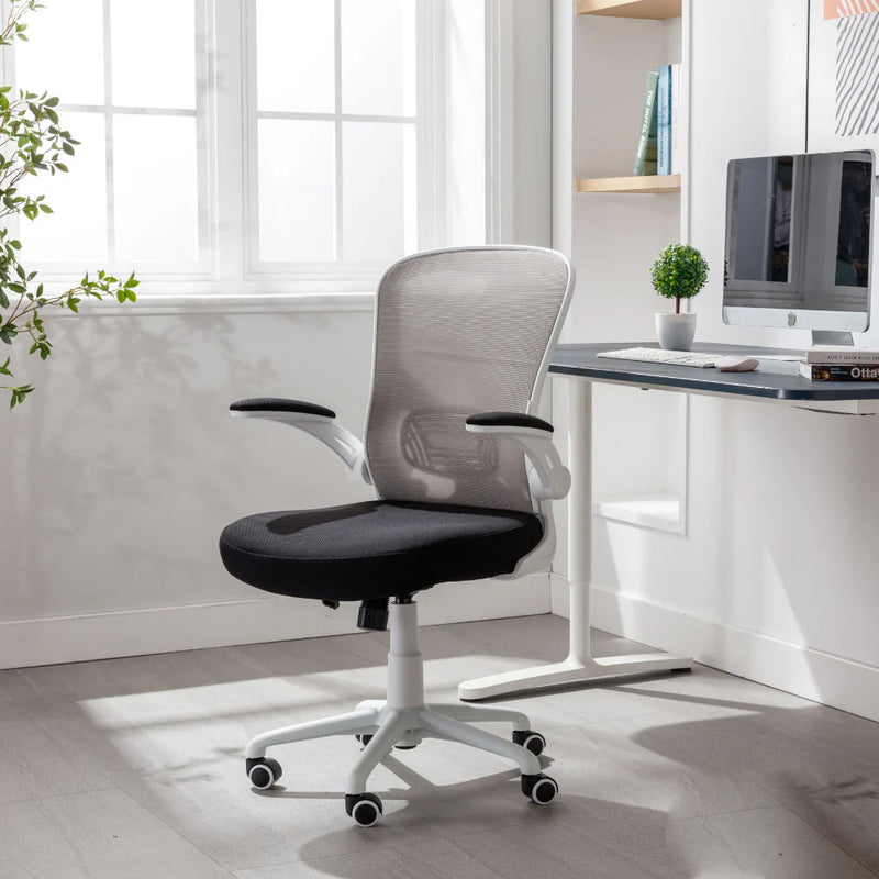 Sedia Operativa da Ufficio 62x63x105 cm Ergonomica con Braccioli Pieghevoli Bianco 