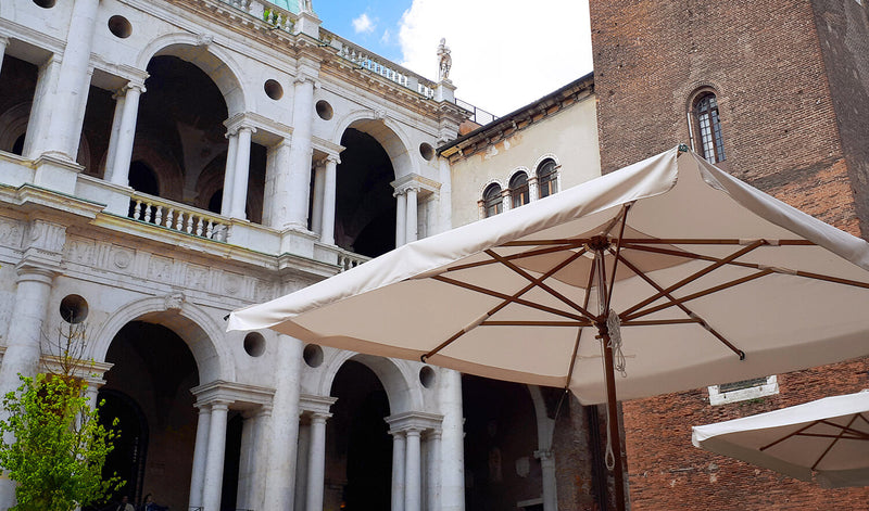 Ombrellone da Giardino 4x4 m Palo Ø60 mm in Legno Telo in Acrilico con Balza Danieli Bangkok Ecrù