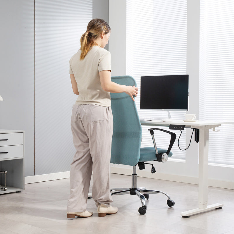 Sedia Ergonomica da Ufficio Girevole 63x65x109-119 cm con Schienale a Rete Verde Chiaro   