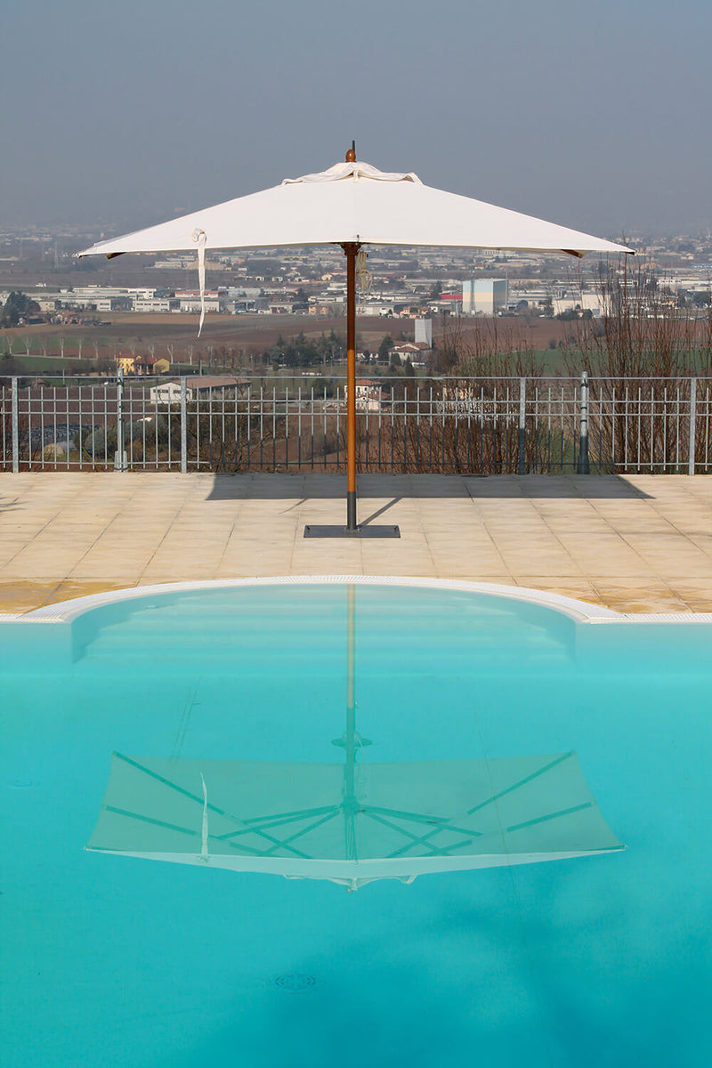 Ombrellone da Giardino 2,5x3,5 m Palo Ø48 mm in Legno Telo in Acrilico Danieli Sydney Ecrù