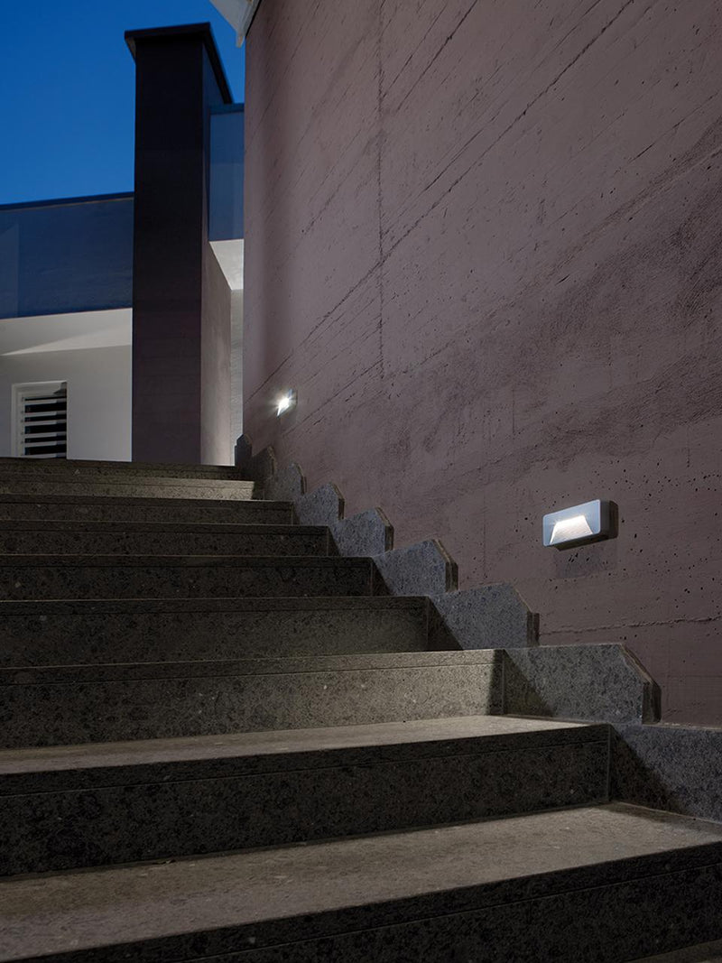 Faretto Segnapassi a Semi Incasso da Esterno a LED Rettangolare Sovil Club Alluminio