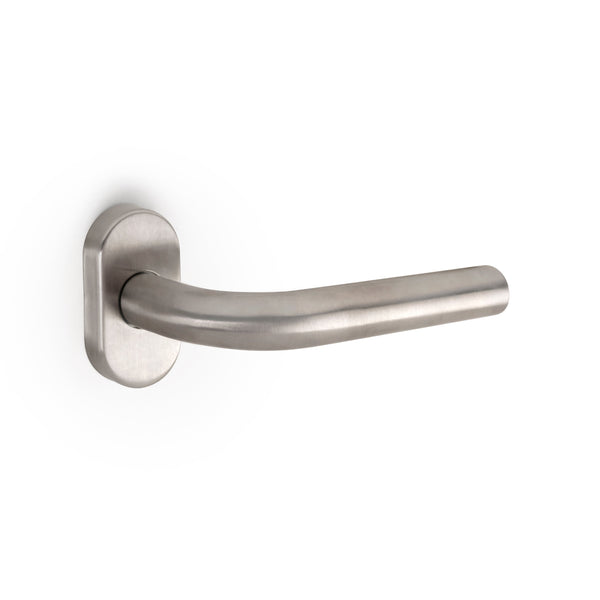 Griffe mit Ovalrosette für Innentüren Form L Edelstahl Nickel 2 Garnituren Emuca acquista