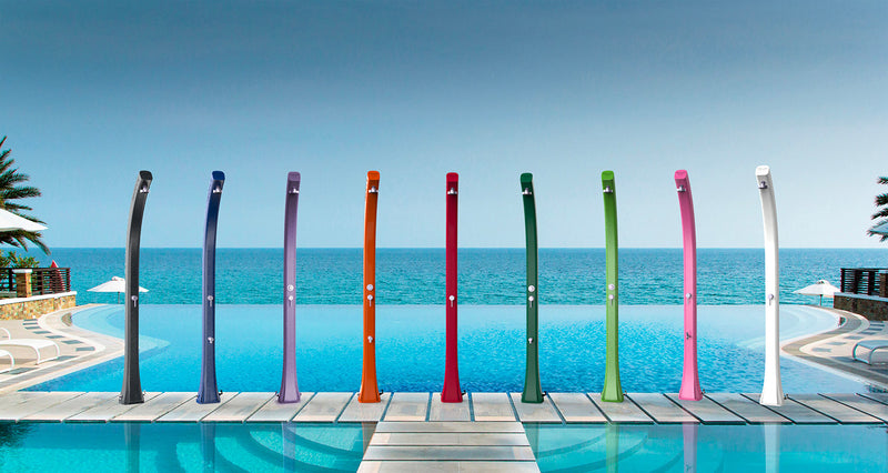 Doccia Solare da Giardino 28L Miscelatore Temporizzato e Lavapiedi Arkema Happy Beach Cherry