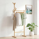 Stand Appendiabiti in Bambù 65x40x132-170 cm con 8 Ganci e Barra Portata 120 kg Quercia      