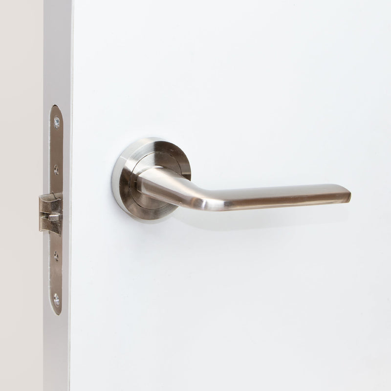 Maniglie Sydney per Porta da Interno Ø50 mm Alluminio e Zama Nickel Satinato 5 Set. Emuca