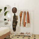 Appendiabiti da Terra 86x43x171 cm Portata 9 kg con Ruote 5 Ganci e Ripiano Inferiore Porta Scarpe in Metallo Bianco      