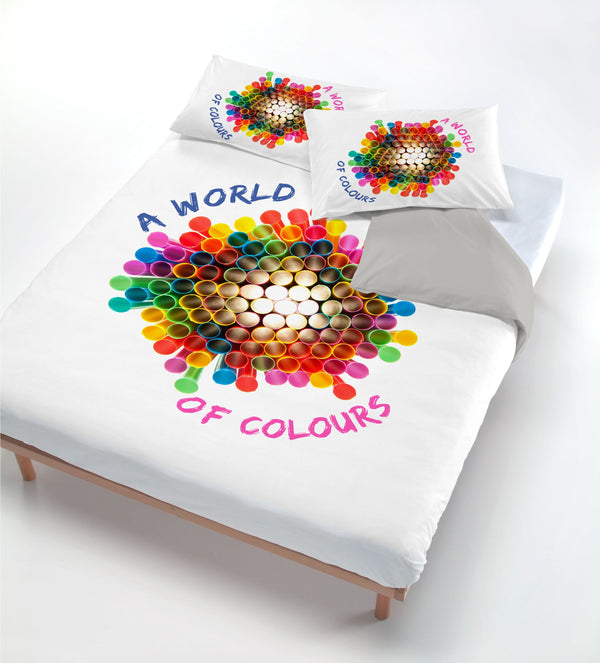 Bettbezug mit Aufdruck auf der Tasche und Kissenbezügen aus farbigen Strohhalmen sconto