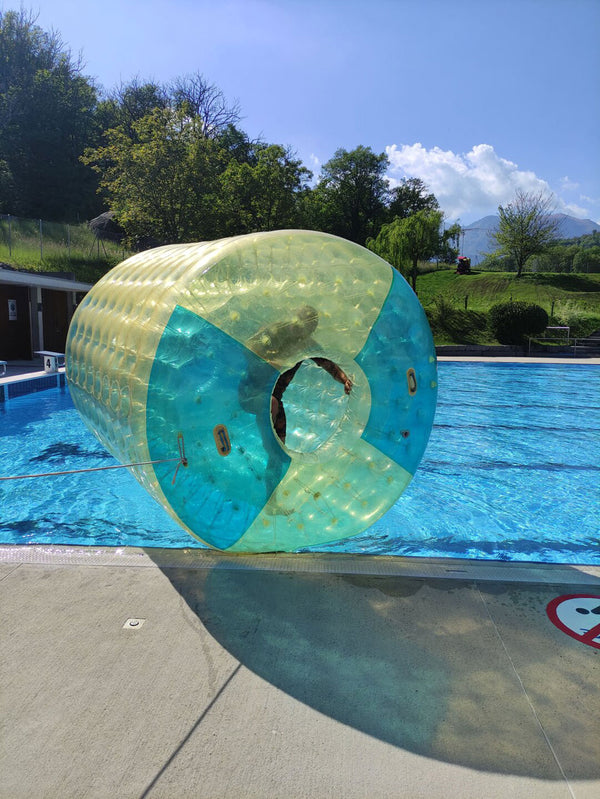 sconto Rullo Acquatico Zorbing 2 Persone 280x240x180 cm Pompa Inclusa in PVC Giallo