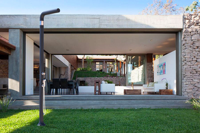 Doccia da Esterno Giardino Miscelatore Deviatore e Doccetta Mobile Arkema Funny Yang Bianca