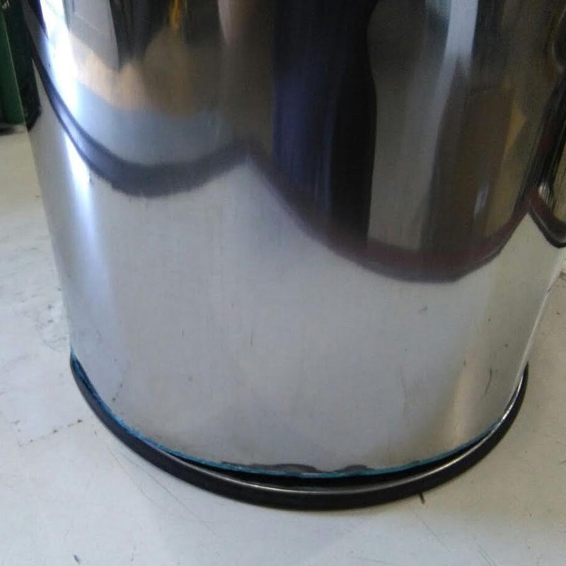 Pattumiera in Acciaio con apertura a Spinta 50 Litri Seconda Scelta