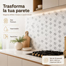 Set 10 Pannelli Adesivi Piastrelle da Parete 30,5 cm Decoro Squame di Pesce in PVC Grigio e Bianco      