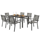 Set da Giardino 7 Pezzi con Tavolo Rettangolare e 6 Sedie Impilabili Traspiranti in Acciaio Grigio e Nero 