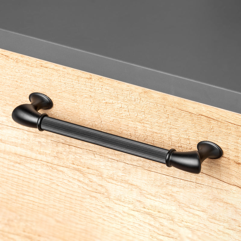 Set 20 Maniglie per Mobili 160 mm in Alluminio Emuca Suez Nero