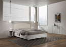 Letto Matrimoniale con Rete e Contenitore Alzata Comoda Struttura Bianco Frassico e Testata in Similpelle Antilia Tortora Varie Misure