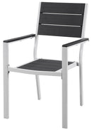 Set 2 Sedie da Giardino 60x55,5x88,5 cm con Braccioli in Acciaio e Plastica Stampata Bianco e Grigio Scuro