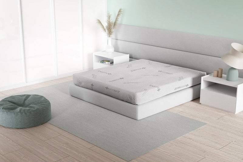 Coprimaterasso Elasticizzato in Poliestere Bianco Varie Misure