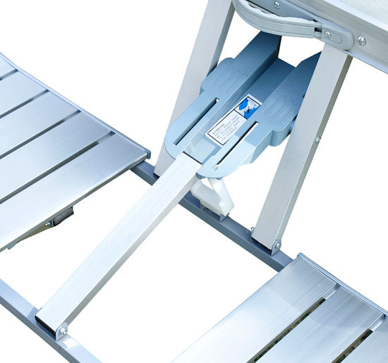 Tavolo da Campeggio Richiudibile Portatile con 4 Sedie  in Alluminio Argento