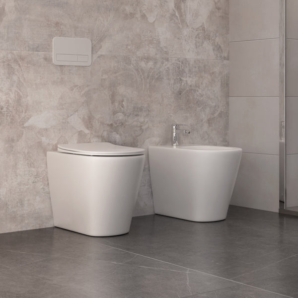 prezzo Paar Back-to-Wall-Toiletten- und Bidet-Sanitärartikel aus Bonussi Poseidon-Keramik
