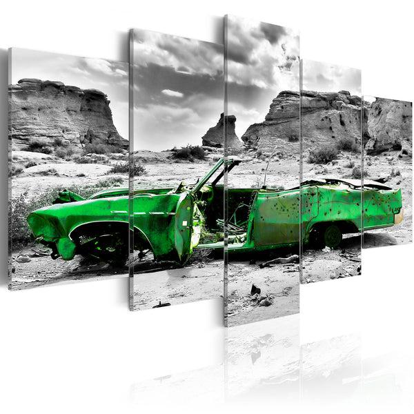 online Poster - Grünes Auto im Retro-Stil in der Wüste von Colorado Erroi