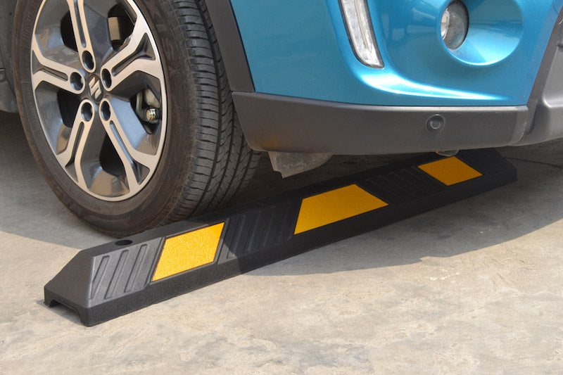 Ferma Ruota Auto in Gomma Vulcanizzata 122x15x10 cm Arc Rubber ARC 12200-4